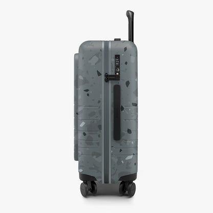 Carry-On Pro Plus