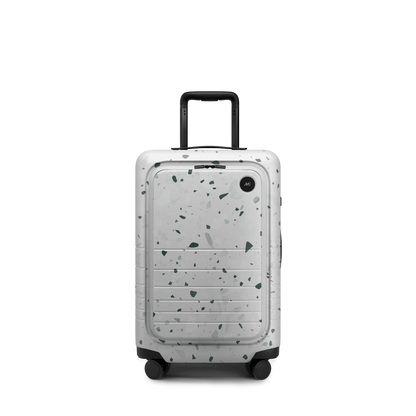 Carry-On Pro Plus