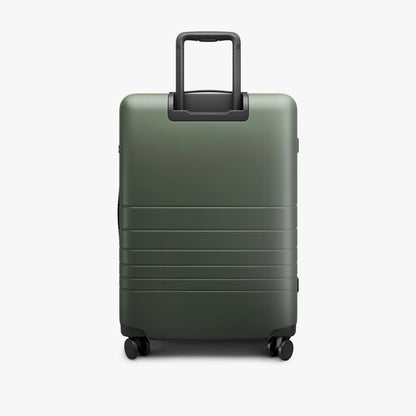 Check-In Medium