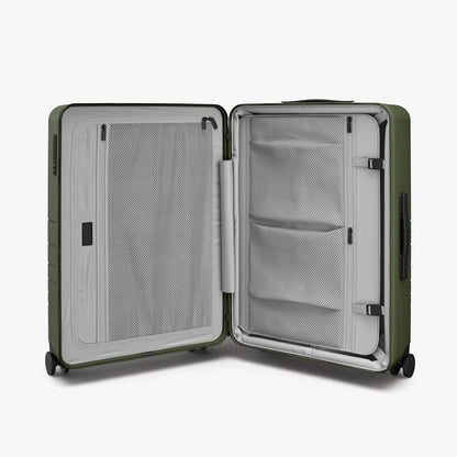 Expandable Check-In Medium