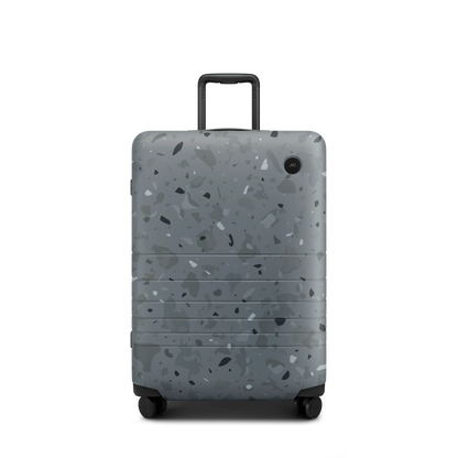 Check-In Medium