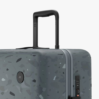 Check-In Medium